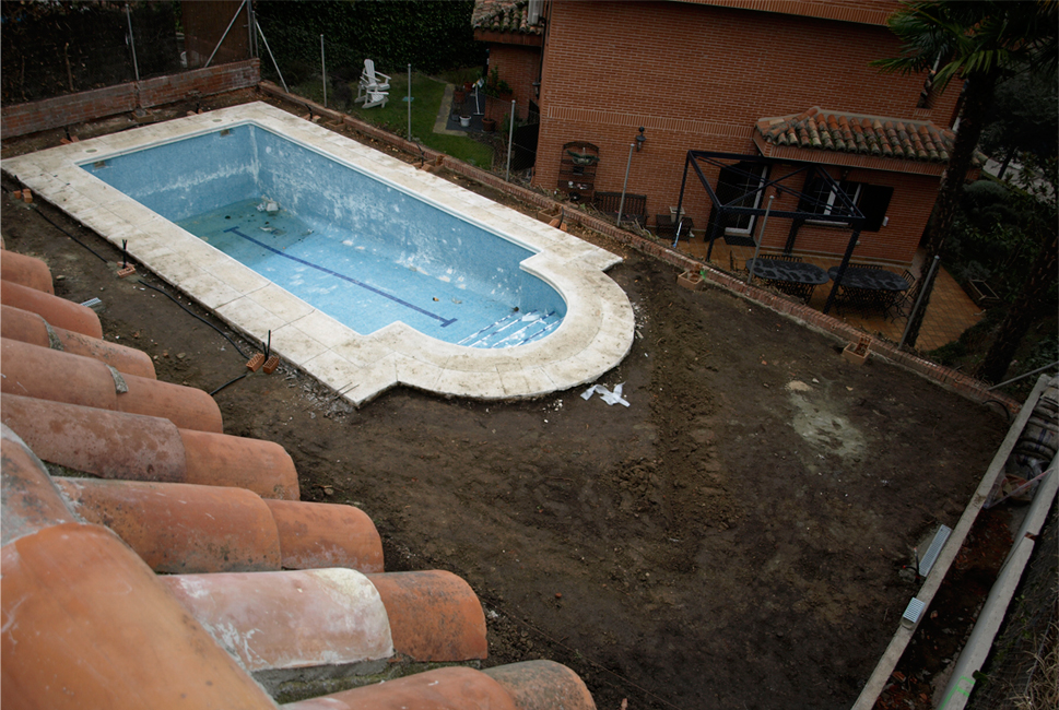 Piscina-reforma-antes
