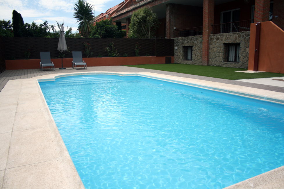 Piscina-vivienda-unifamiliar